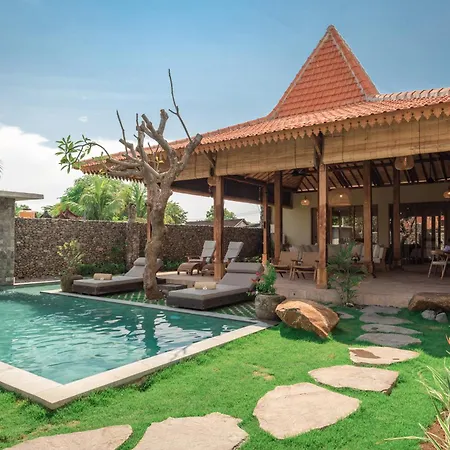 Villa Danginan & Dajanan Pemuteran