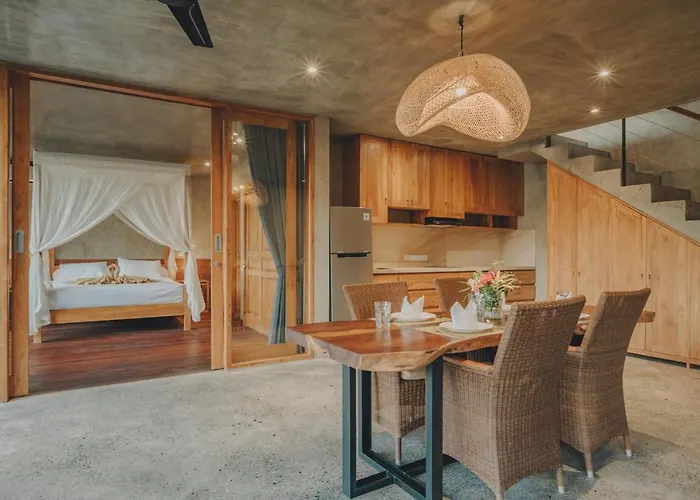 Danginan & Dajanan Villa Pemuteran