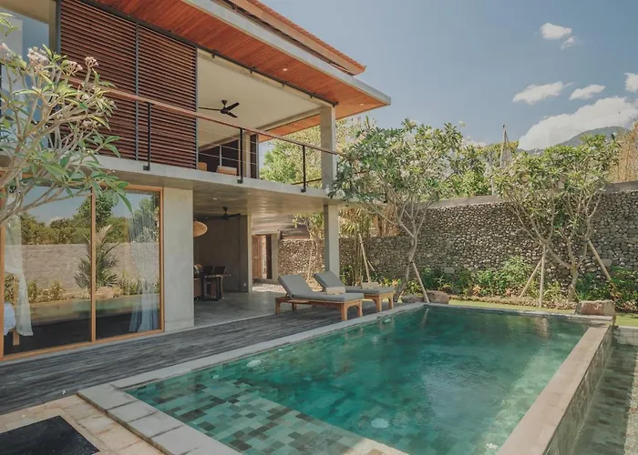 Danginan & Dajanan Villa