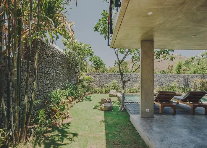 Danginan & Dajanan Villa *