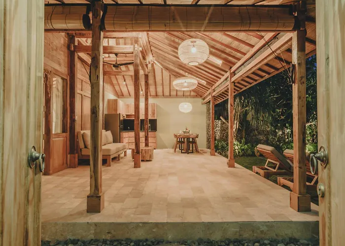 Danginan & Dajanan Villa