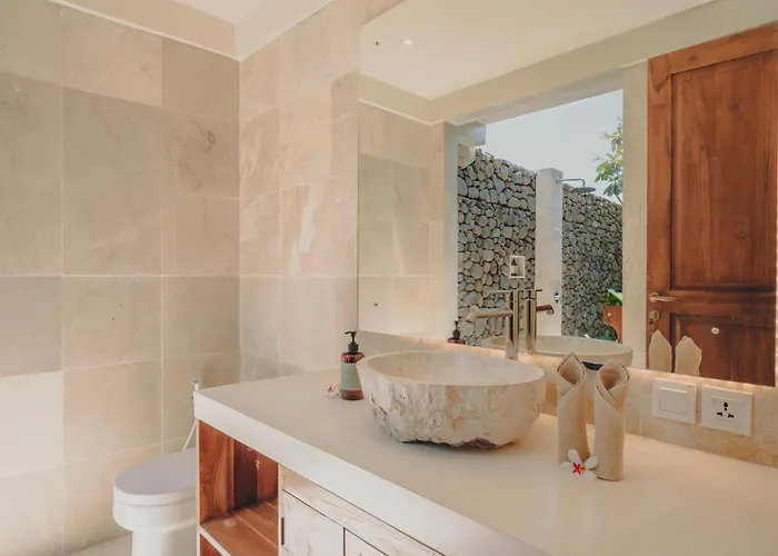 Danginan & Dajanan Villa Pemuteran